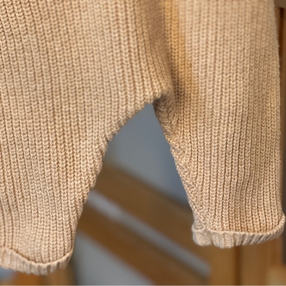 Rabbit + Bear Knit Baby Overalls – Tan Ribbed Romper 6–12M - Picture 7 of 7